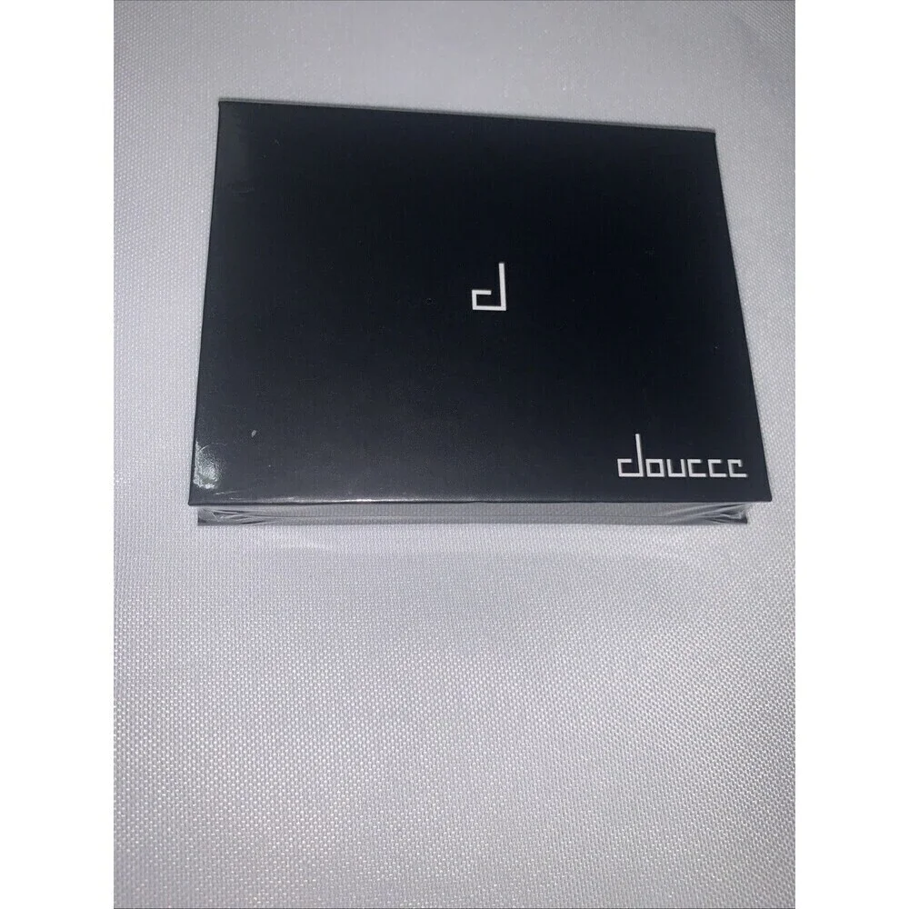 Doucce On The Go Palette - 4 Eyeshadows; 1 Highlighter; 1 Blush - SEALED Package